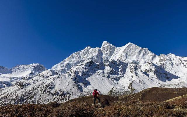 步却不敢挑战鳌太线因为它实在太危险新葡京资深驴友劝退：走过珠峰东坡徒(图8)
